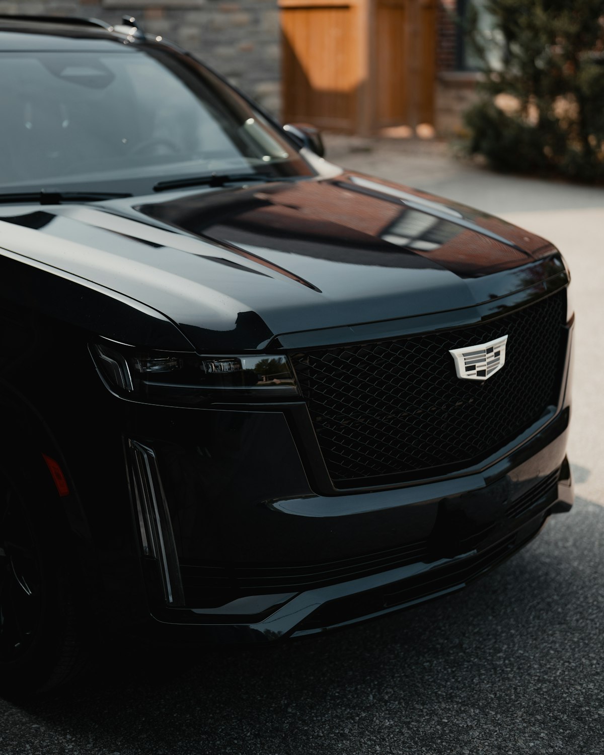 Escalade ESV grille detail